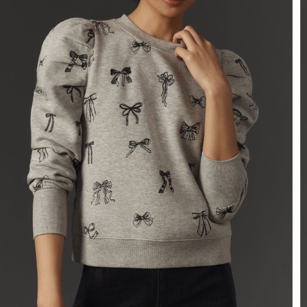 Anthropologie Light Grey Bow Print Top